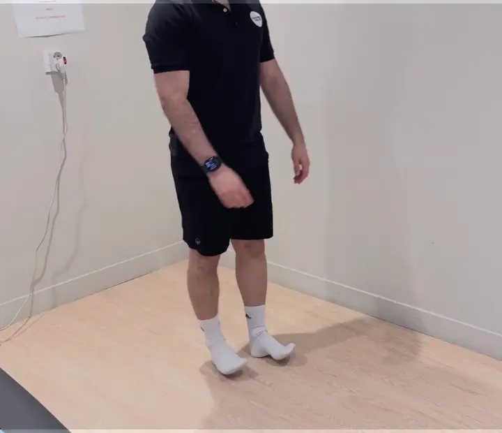 Test de marche sur les talons (racine L4-L5)